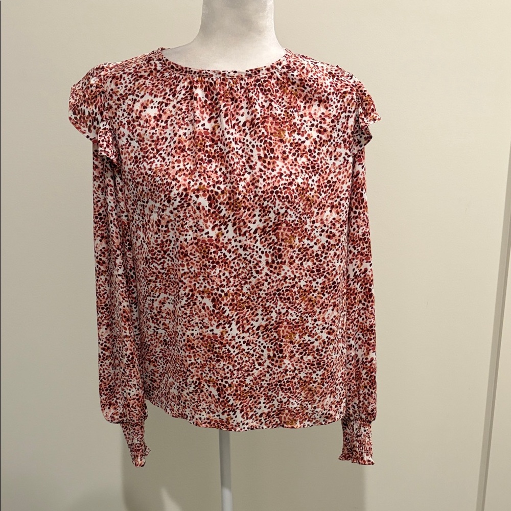 New With Tags Evereve Roan & Ryan Riley Ruffle Shouldr Blouse Sz M